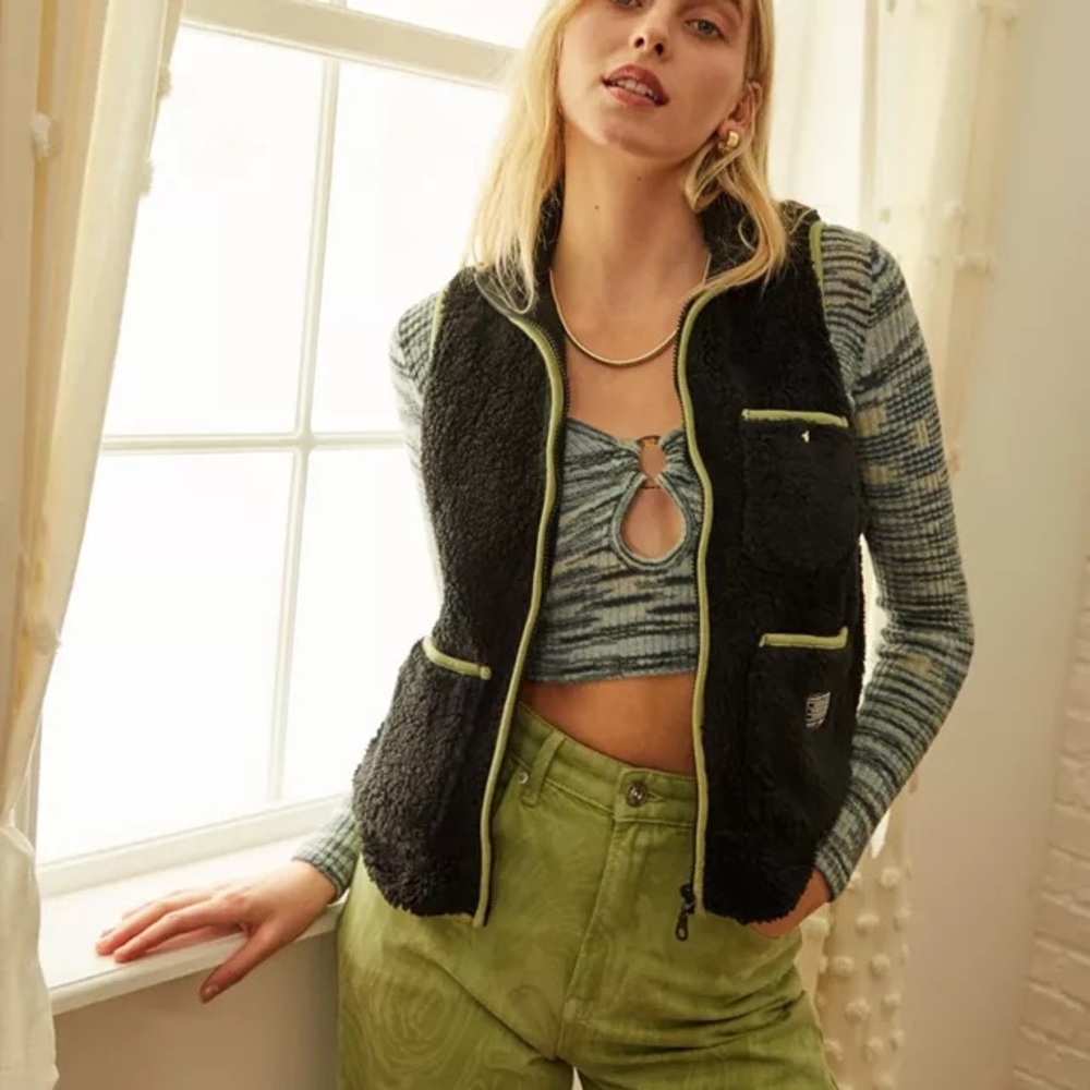 Stylish Black and Green Women's Vest